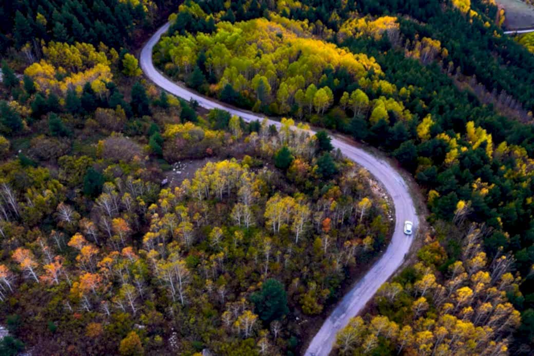 Gümüşhane'nin Alpleri aratmayan sonbahar güzelliği