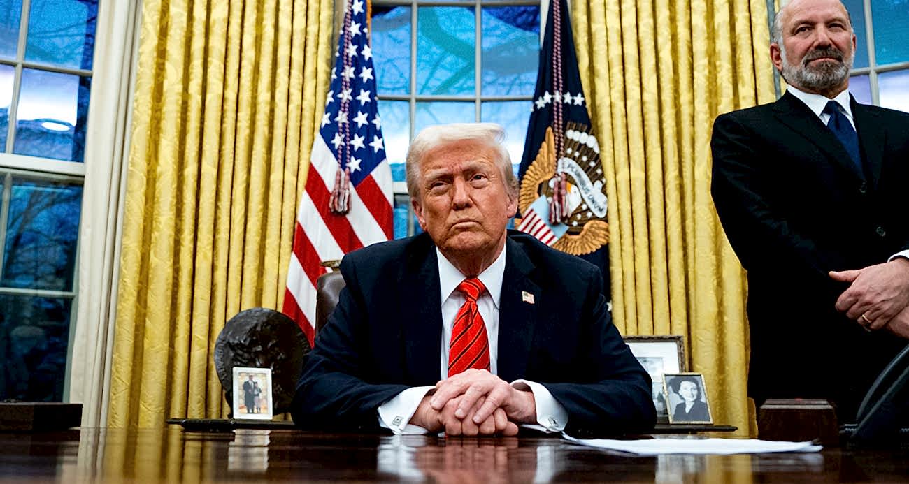 Trump : "(İran) Vurulmak istemedikleri için müzakere ediyorlar"