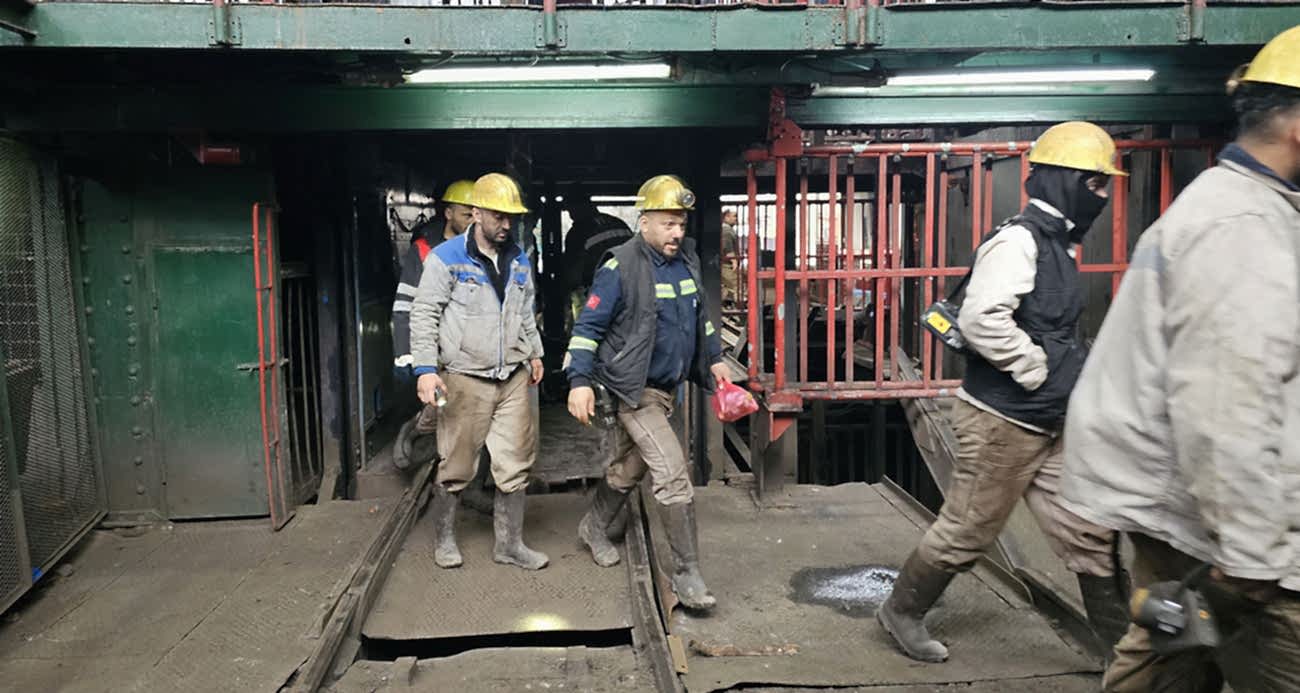 Yerin altındaki tecrübe enkazda hayat oldu