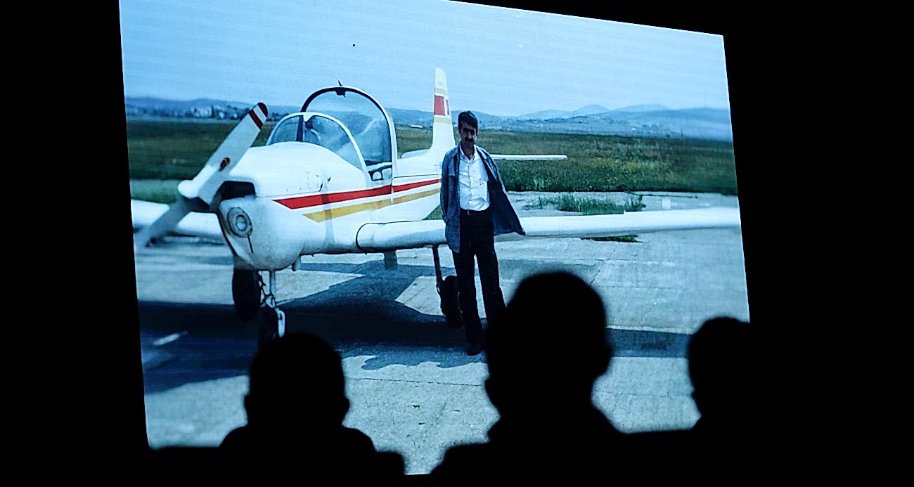 Özdemir Bayraktar’ın yaşam öyküsü belgesel oldu
