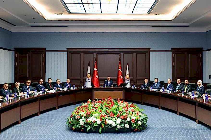 AK Parti MYK başladı