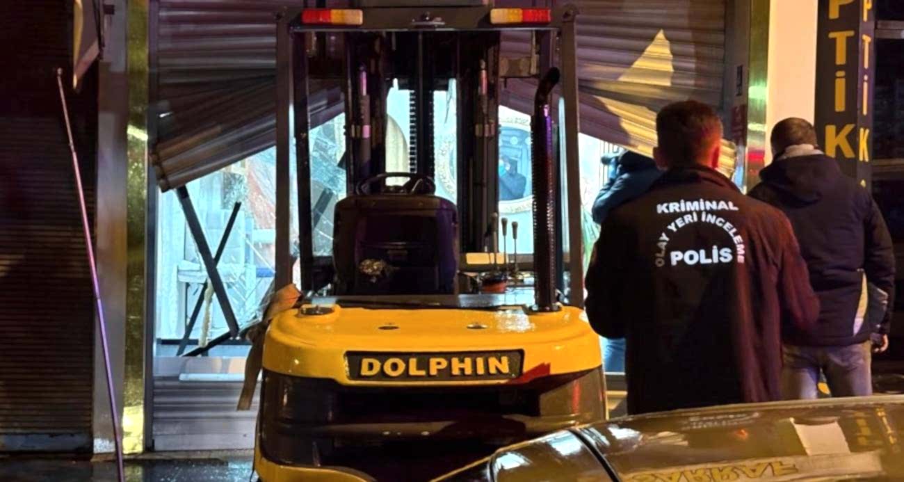 Kuyumcuda forkliftli hırsızlık - ASAYİŞ